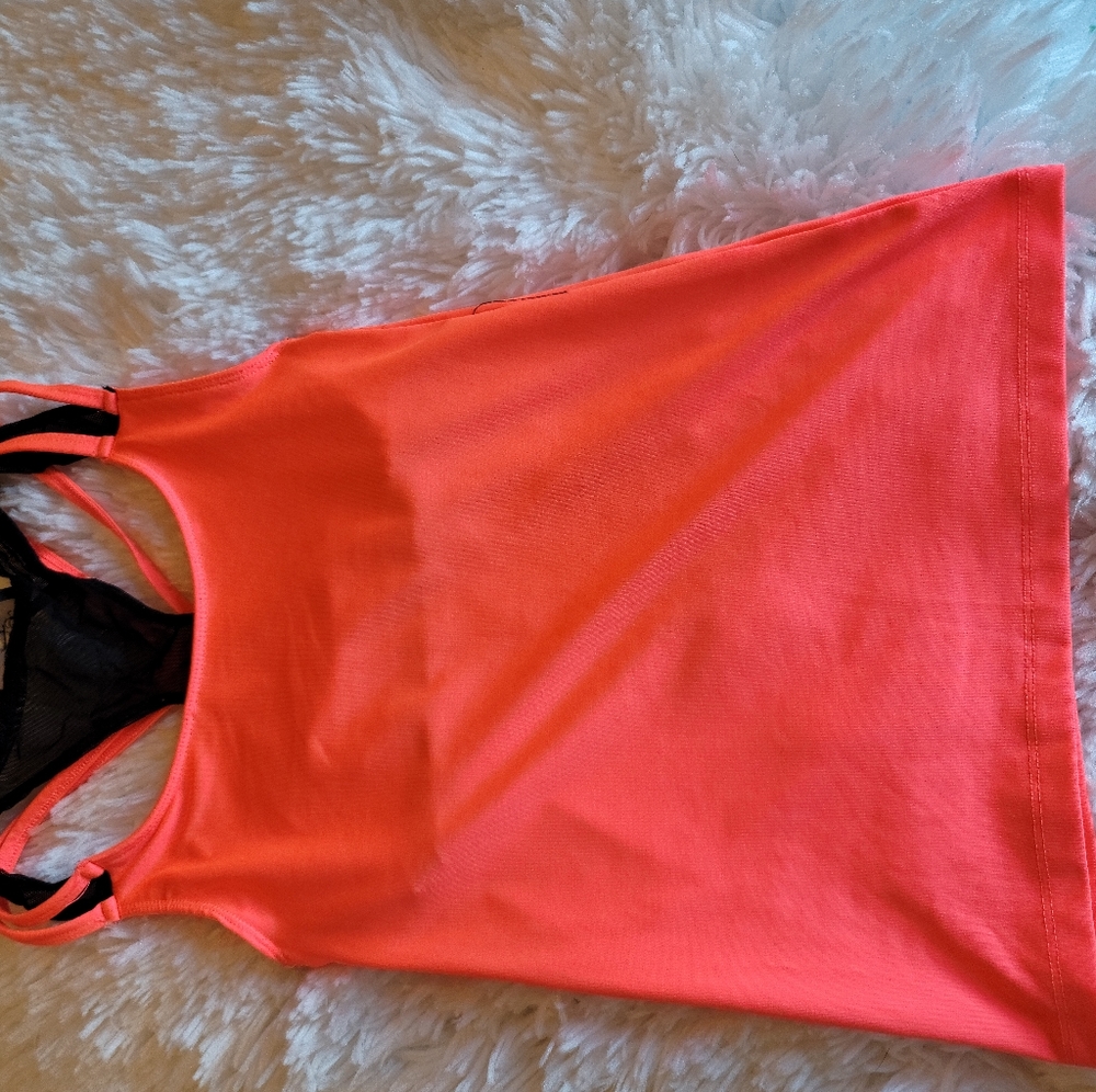 Tank top - Picture 2 of 4